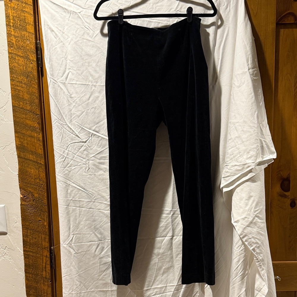 Black Velvet Pants Womyn size 10 brand new